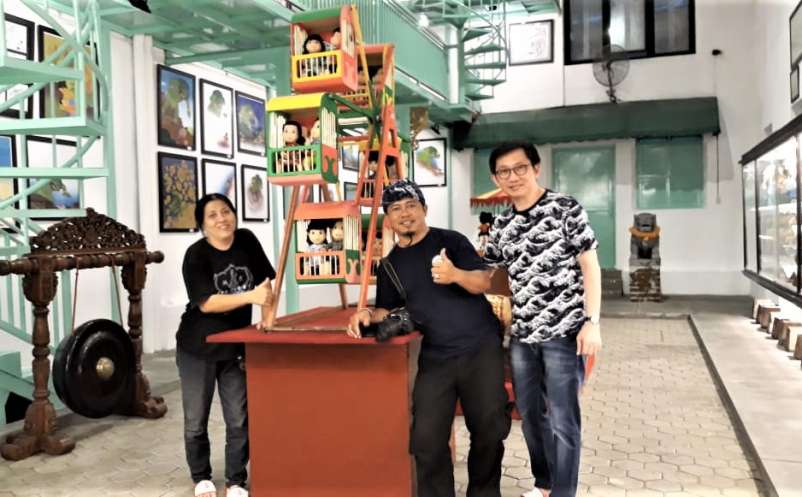 Rangkaian Solo Trip bertema Seni dan Budaya oleh Seniman Nusantara dari Bali @Dedok_Bali dan temannya ke Museum Gubug Wayang adalah kunjungan perdana. Mereka yang awalnya berkunjung ke beberapa situs