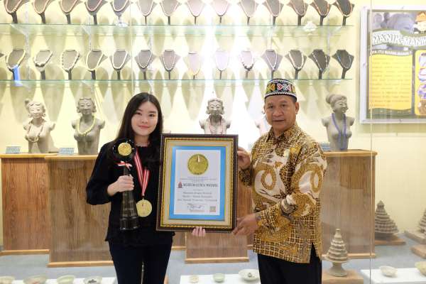 MUSEUM GUBUG WAYANG CETAK REKOR DUNIA LAGI DAN LAGI!