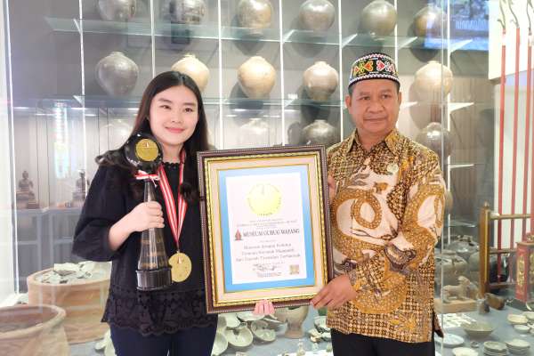 TEMUAN KERAMIK MAJAPAHIT DARI TROWULAN TERBANYAK SE-DUNIA!
