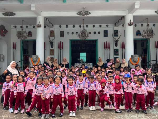 PENUH! DISERBU ANAK-ANAK LUCU DARI KB PAUD TUNAS BANGSA